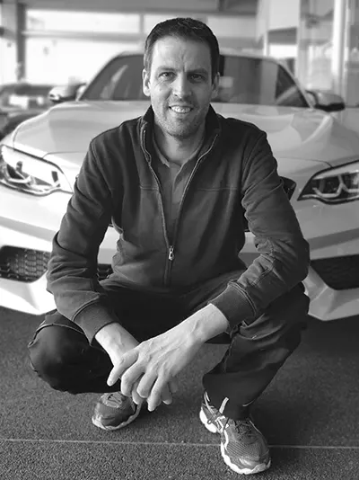 Wolfgang Scherer Service-Meister, Unfallabwicklung und Teilevertrieb